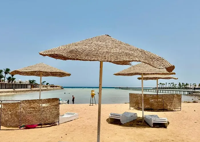 Luxury Seaside View , Direct Beachfront, Red Sea, Hurghada, 54sqm